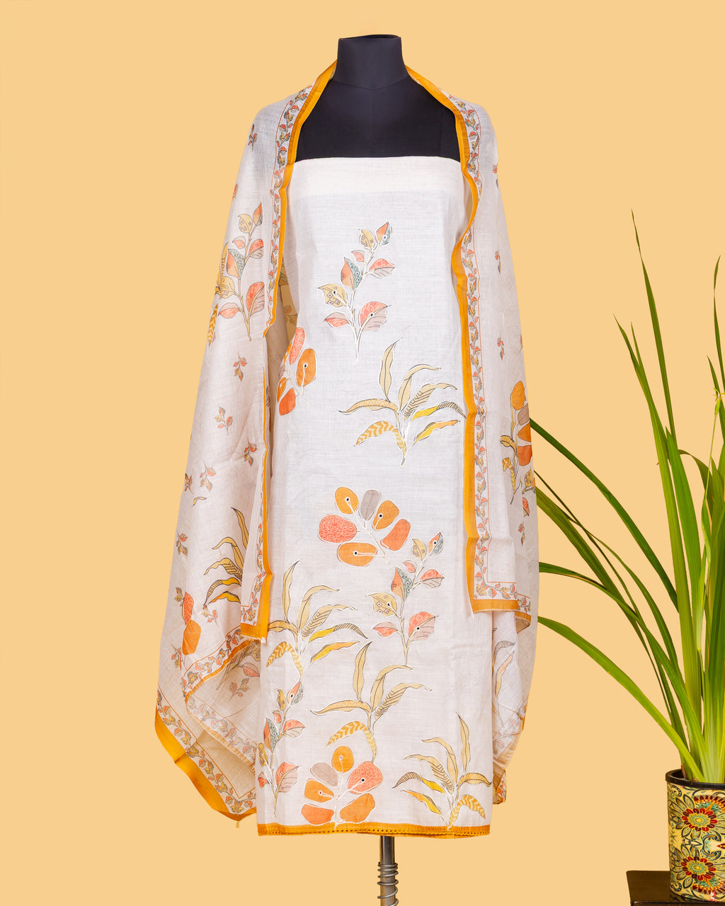 Ivory Marigold Set