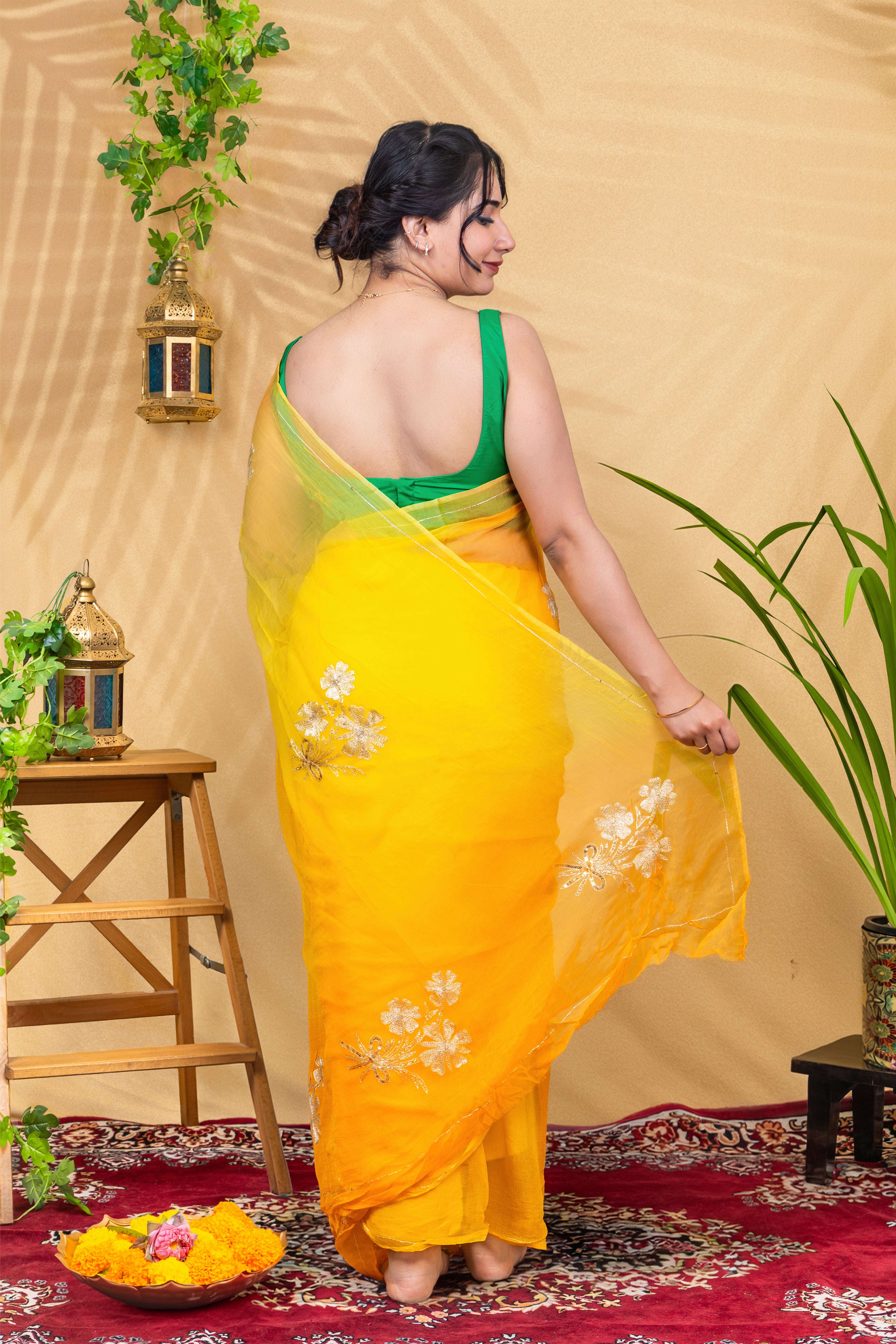 Sunehri Phool Chiffon Saree