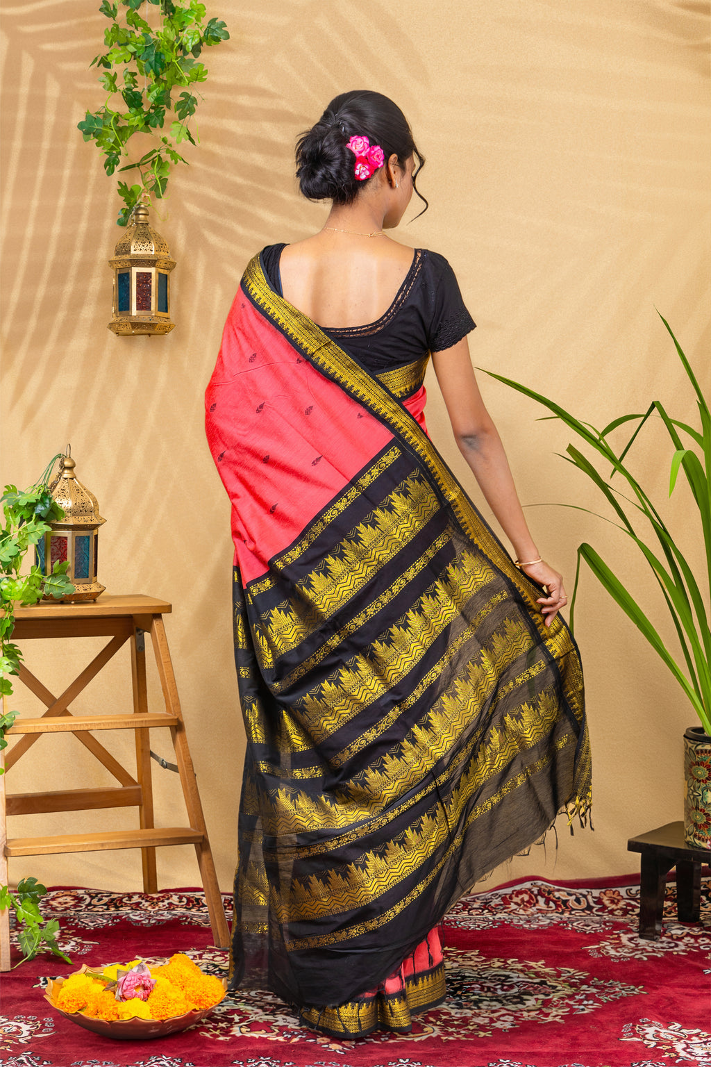Crimson Onyx Classic—Gadwal Silk