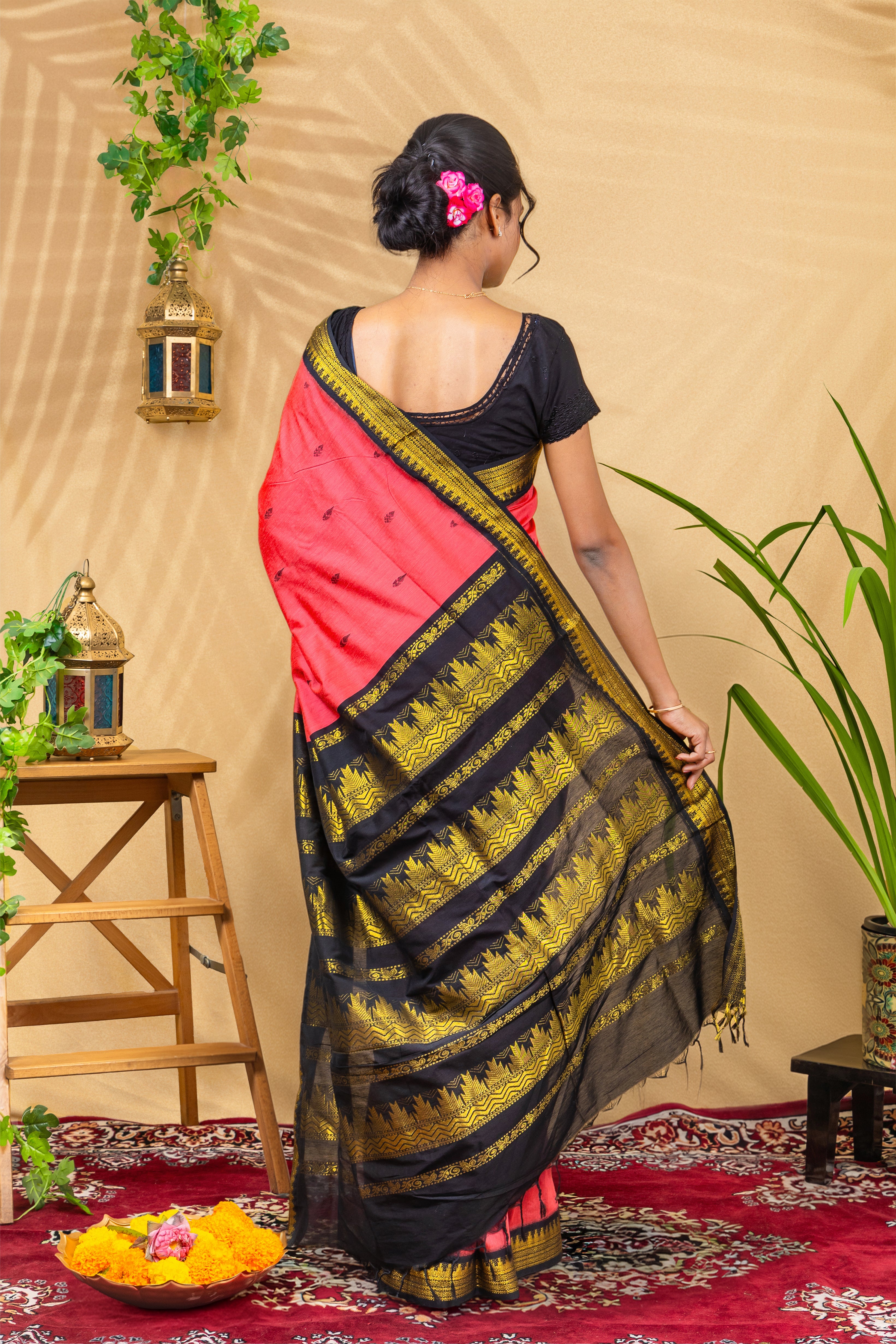 Crimson Onyx Classic—Gadwal Silk