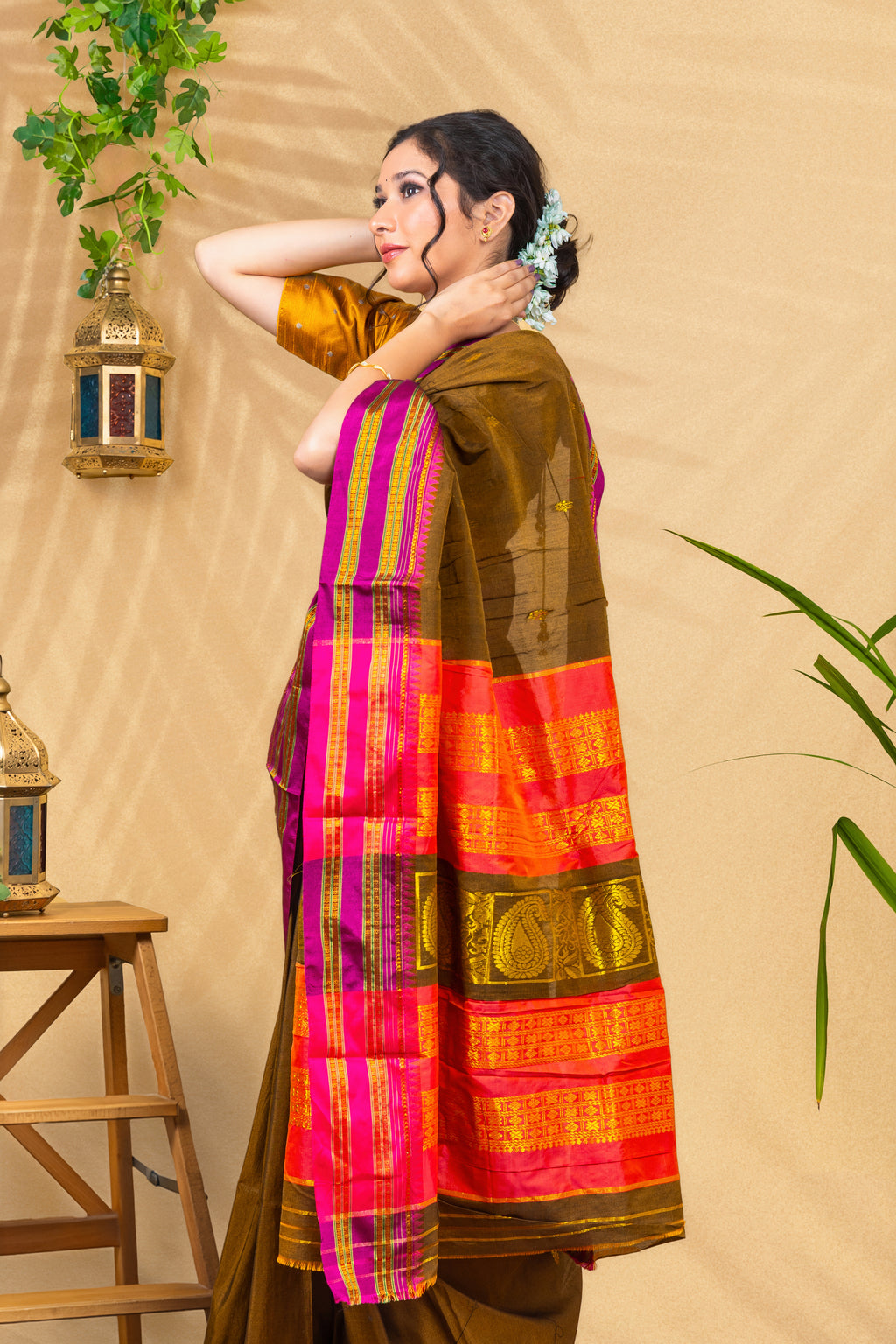 Olive Mocha with Rani Pink Border